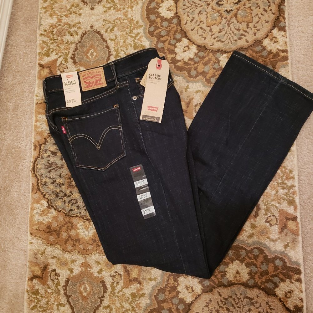 Levis